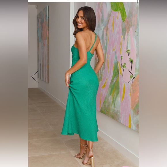 Green One Shoulder Midi Dress - Picture 2 of 3